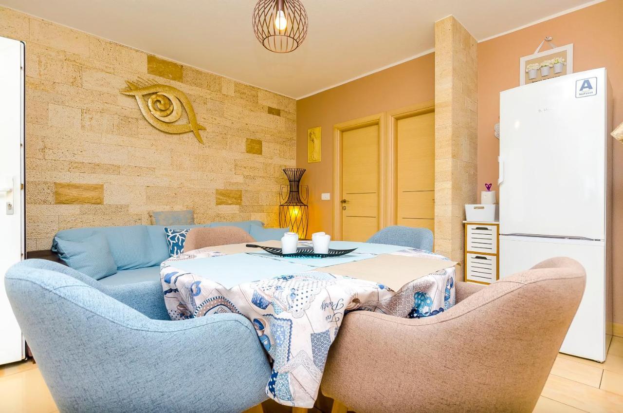 Apartments Nives Trogir Exterior foto