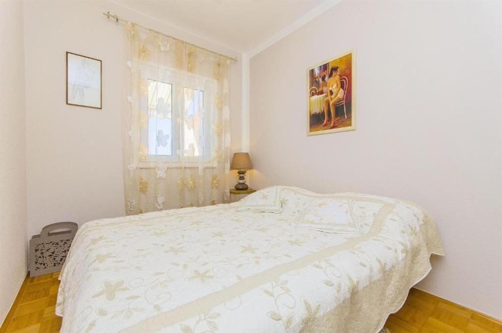 Apartments Nives Trogir Exterior foto