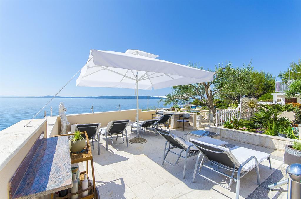 Apartments Nives Trogir Exterior foto